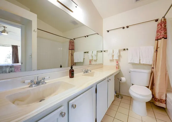 Desert View Pool & Hot Tub Holiday home Phoenix